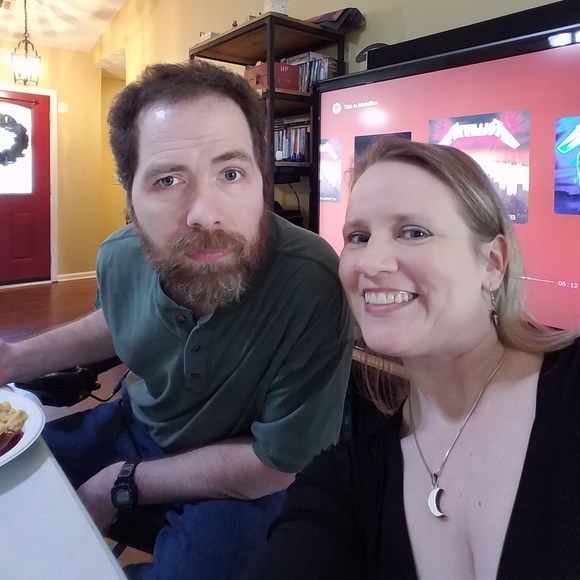 Meet your Posher, Laura - Picture 1 of 1